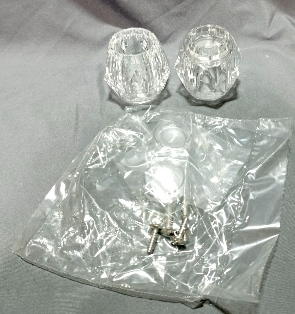 Moen Hot & Cold Knob Kit 100695