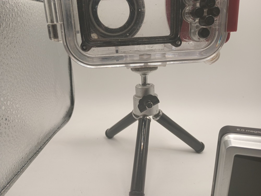 Intova IC800 Camera Pulse Underwater Case Please Read