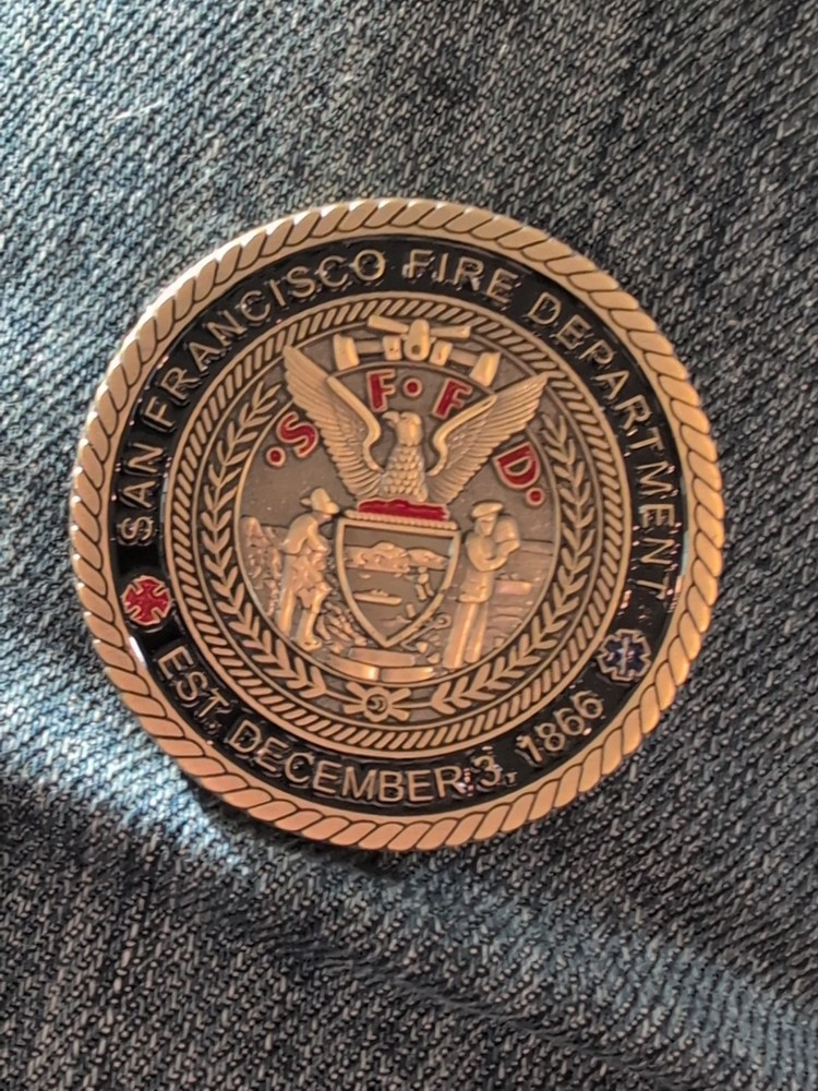 SAN FRANCISCO FIRE DEPT Challenge Coin 25 Years
