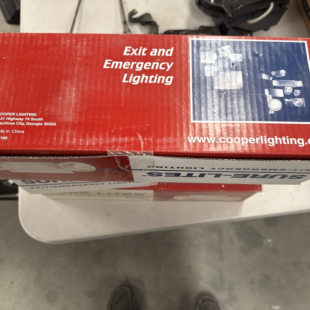 Cooper Lighting Sure-Lites CC2 Polycarbonate Exit/Emergency Lighting NEW