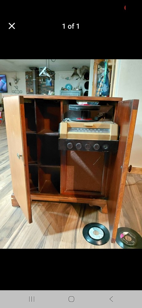 antique RCA victor cabnet model 45-W-10