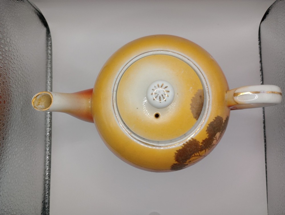tea pot cream and sugar set