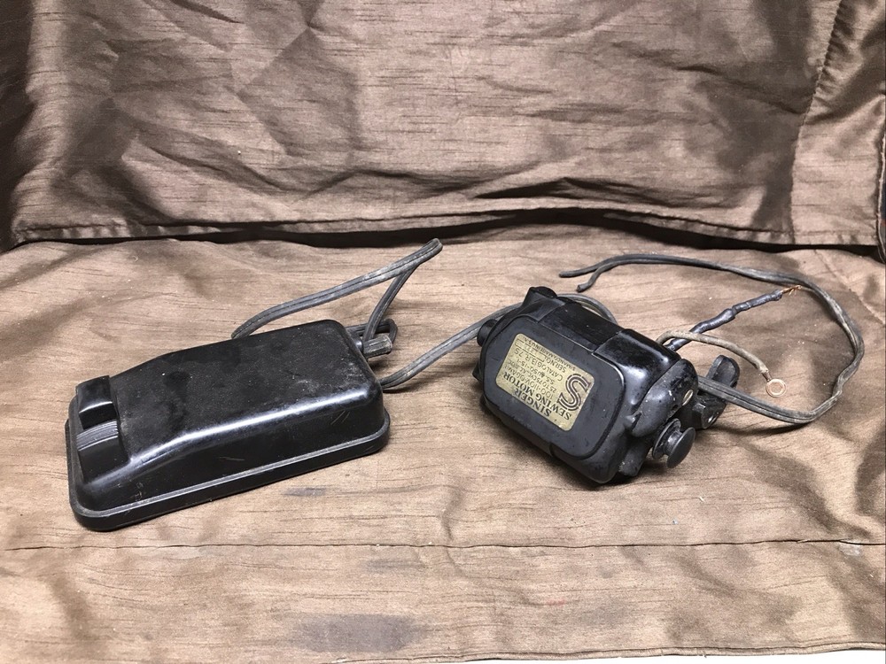 Vintage Singer sewing machine  Motor & Foot Controller