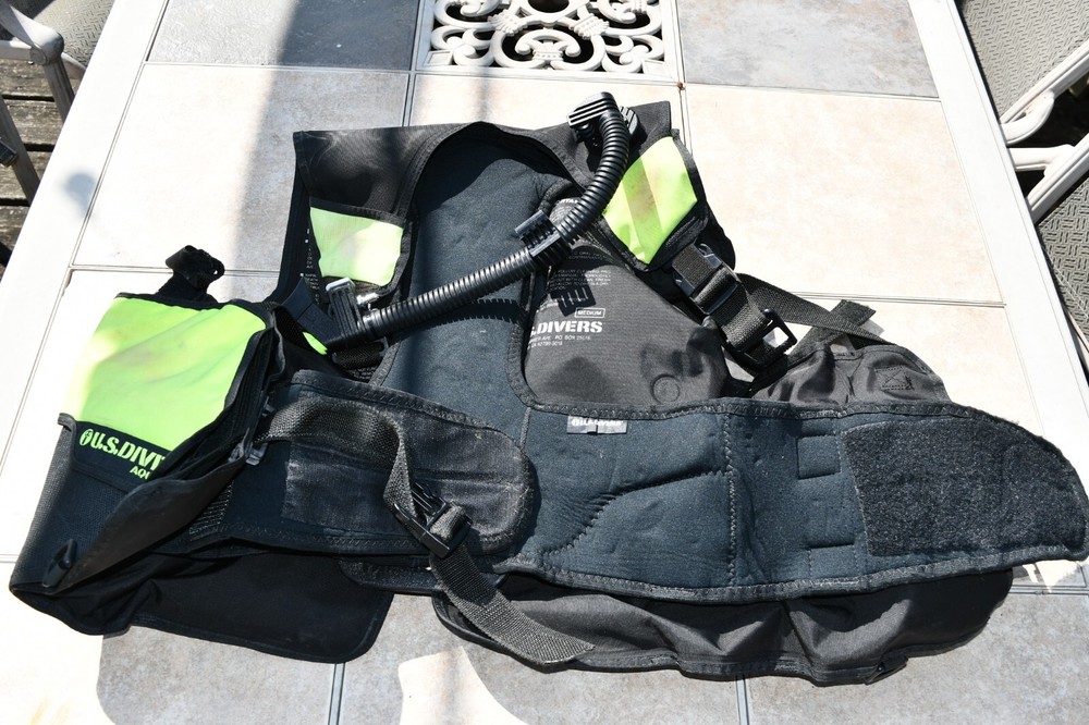 US Divers cousteau BCD Black Scuba Diving Jacket Size MEDIUM 516c3