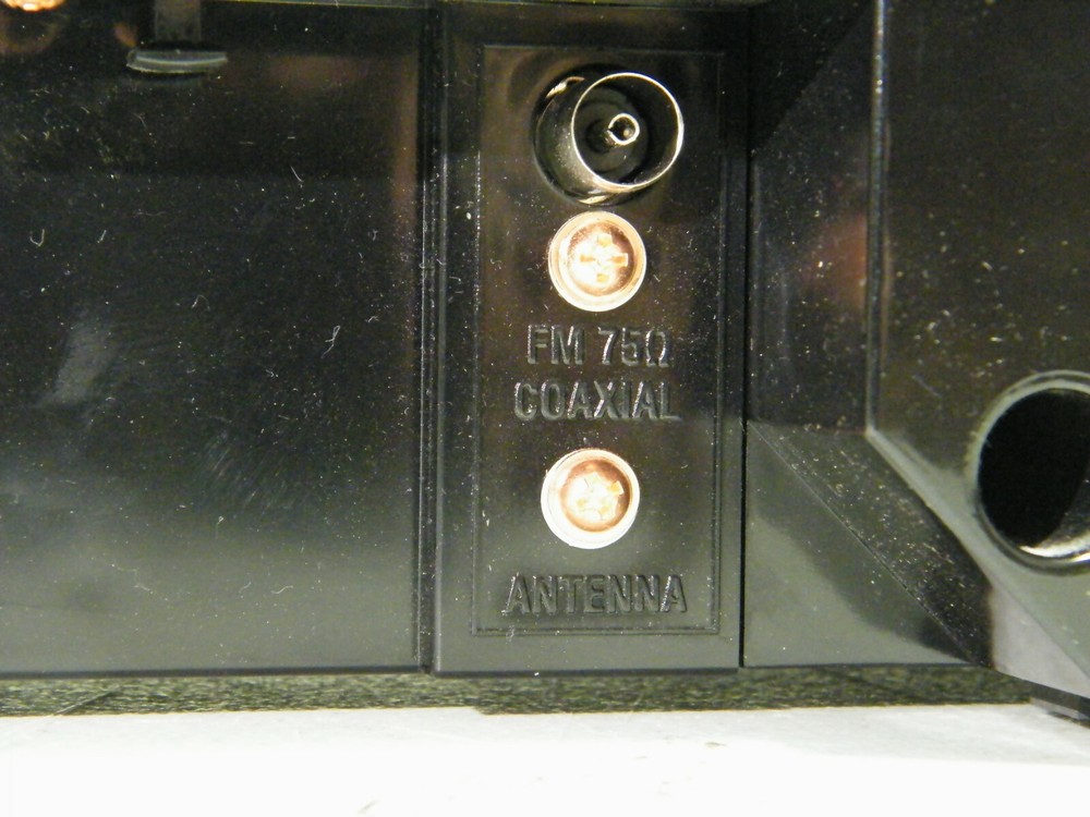 JVC SOUNDBAR WITH IPOD DOCK TH-BC3