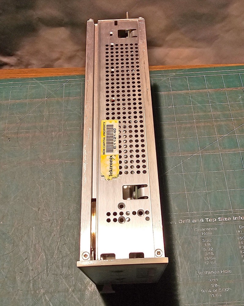 Tektronix AT5010 GPIB Programmable Attenuator – TM5000 Plug-In – Untested