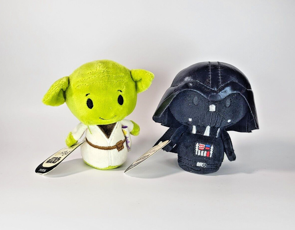 Hallmark Itty Bittys Star Wars Darth Vader & Yoda 4"