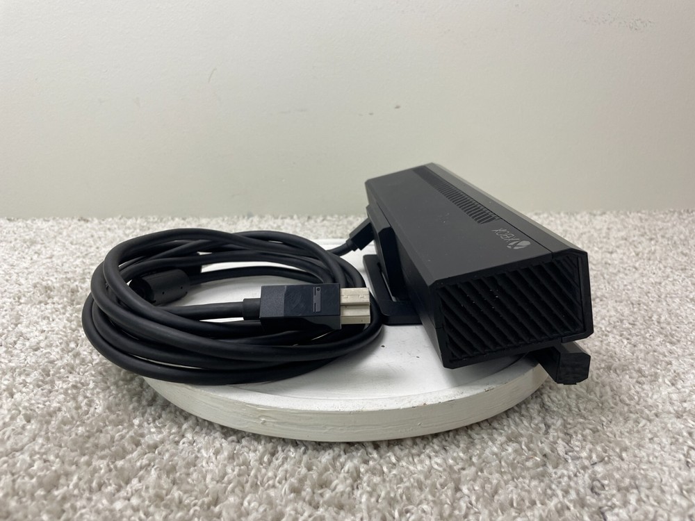 Microsoft Xbox One Kinect Model 1520 Wired Motion Sensing Black Untested