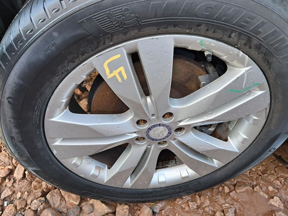 GL450 2012 Glove Box 4779333