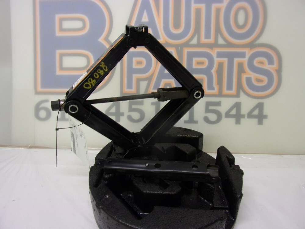 CHEVROLET CRUZE Jack  2012