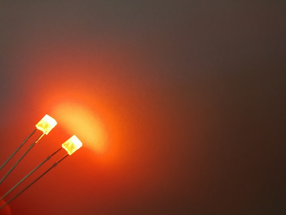 1000* 2x3x4mm Bright Orange Diffused Rectangular LEDs New Stock high-quality