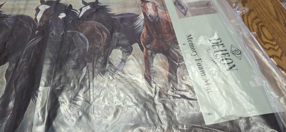 Deleon Memory Foam Mat Wild Horses Design