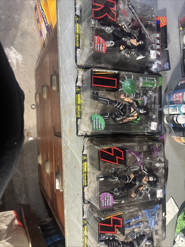 New 4 Kiss 1997 Action Figures