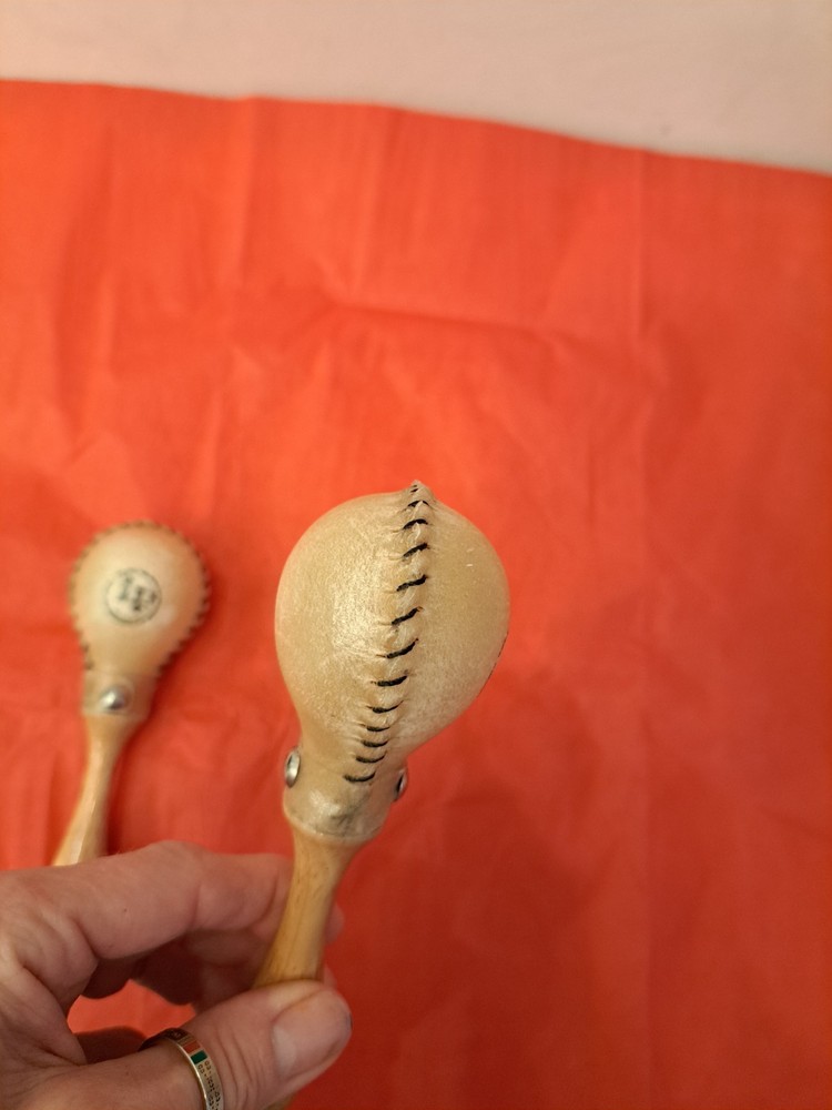 Tycoon Percussion Medium Maracas - Cowskin (TMSC-70)