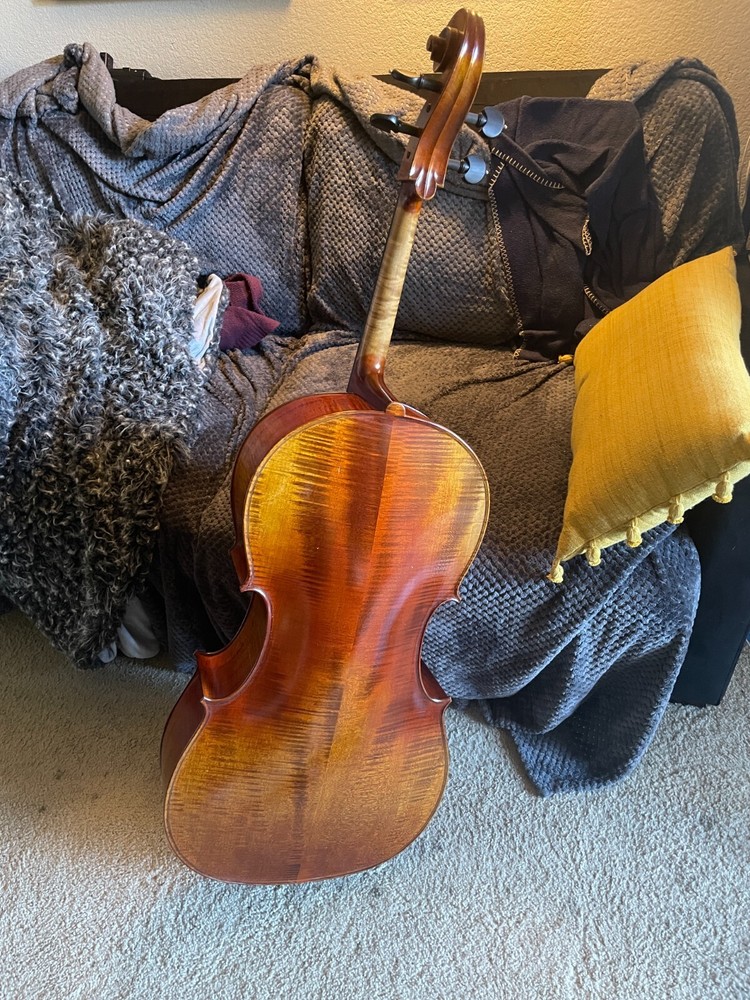 Full Sized Used 4/4 Bulgarian Cello