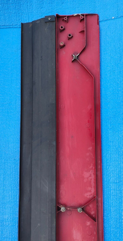 FREIGHTLINER CASCADIA OEM DRIVER LEFT LOWER CAB SIDE FAIRING PANEL 08-24