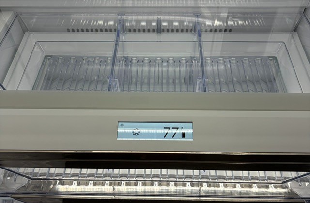 Sub-Zero Designer Series DEC3050RL 30 Inch Smart Refrigerator Column