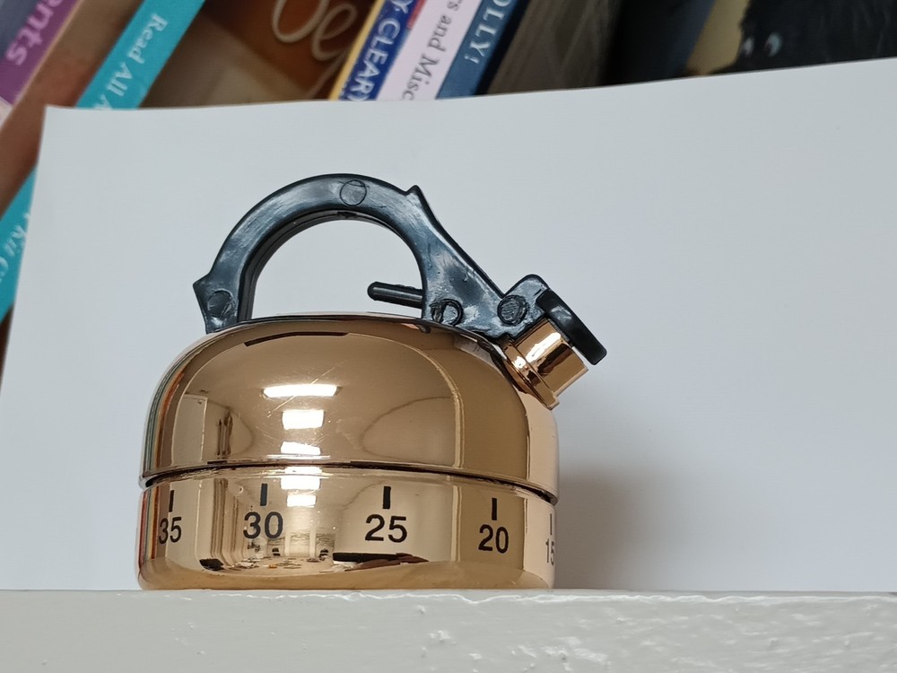 TEA KETTLE 60 MINUTE MECHANICAL KITCHEN TIMER Gold Tone