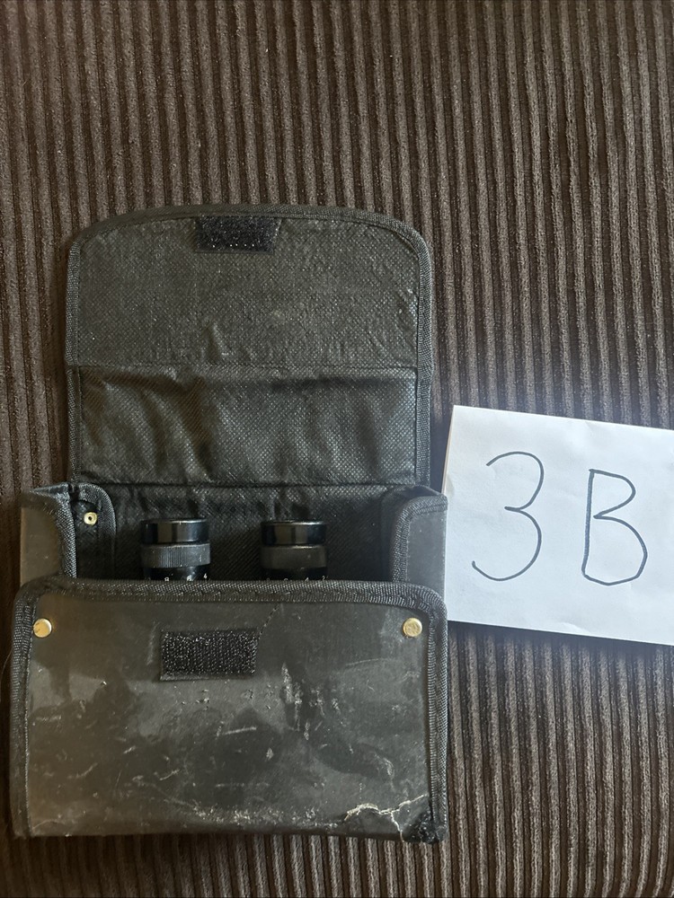 Universal Camera Corp Vintage 6 x 30 USMC Binoculars