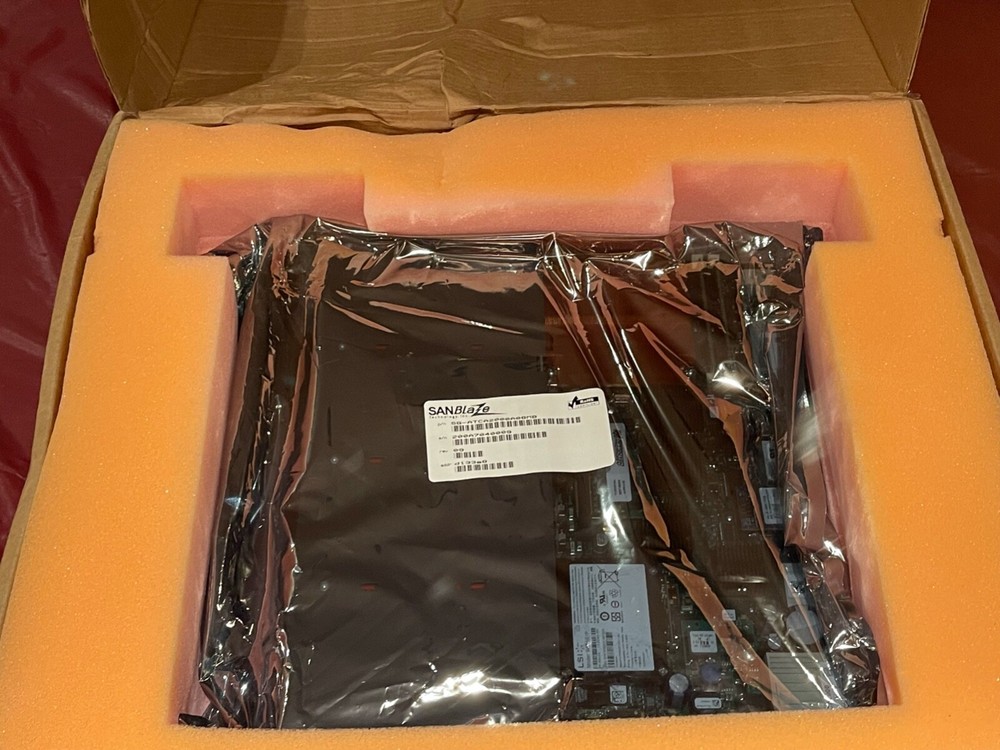 SANBlaze SB-ATCA2000 8 Disk 10 Gb RAID Storage Services Blade