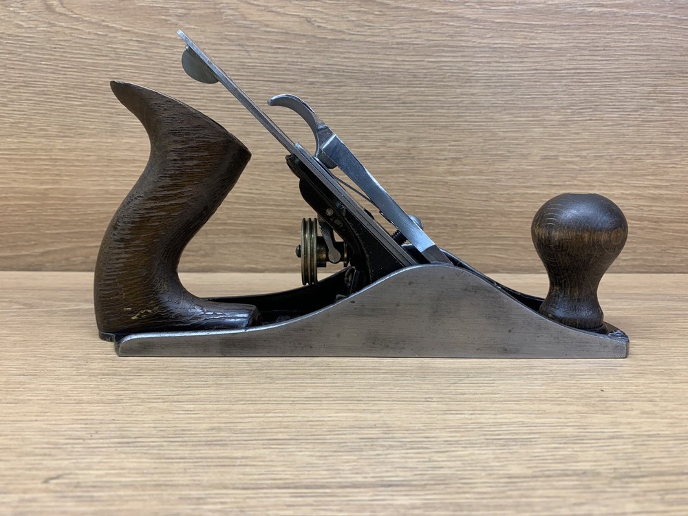 Vintage Stanley Bailey Plane - No 4 Nice Condition