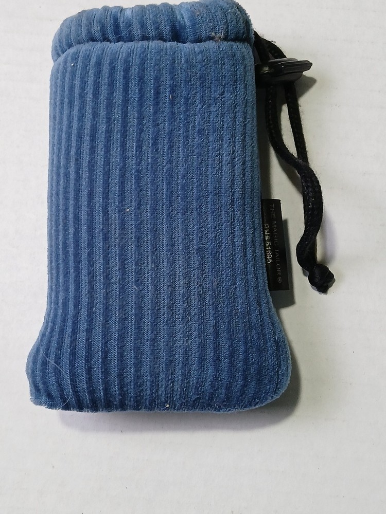 KRIKOR Padded Pouch