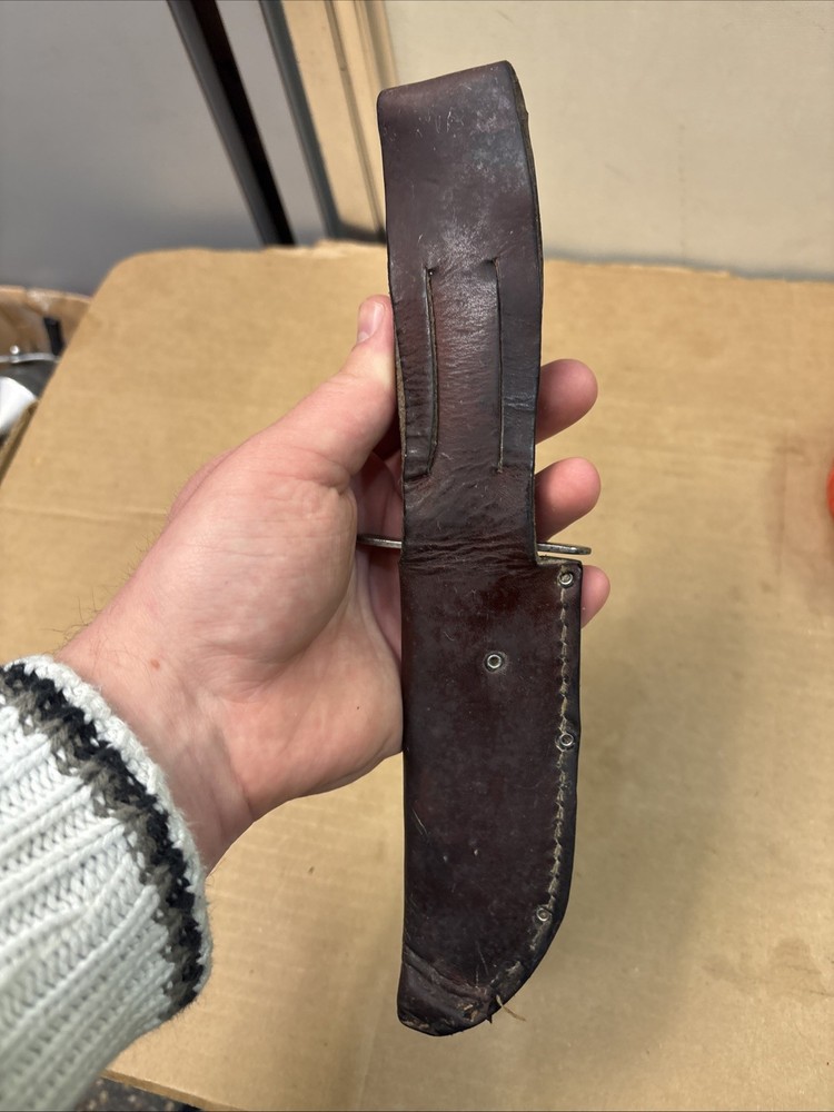 Schrade Walden Fixed Blade Knife With Sheath