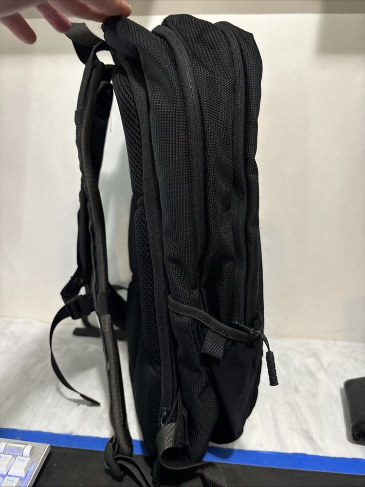Timbuk2 Backpack Laptop Bag Black 18” Tech Multi Pocket Splunk