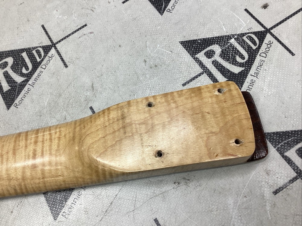 80's Electric Guitar Neck Locking Flame Maple Robin Style