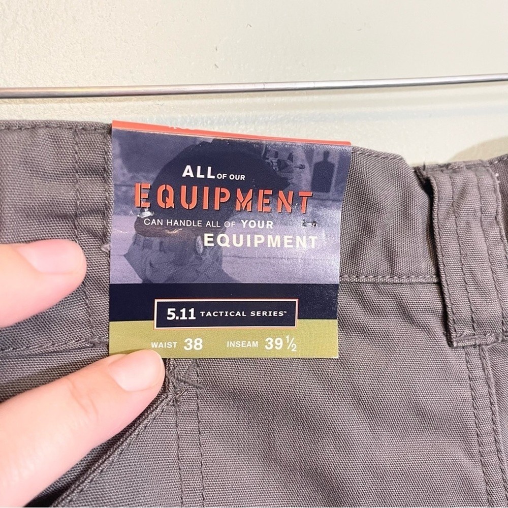 5.11 Tactical Men's Gray Multi Pocket Performance Cargo Pant Size 38 NWT