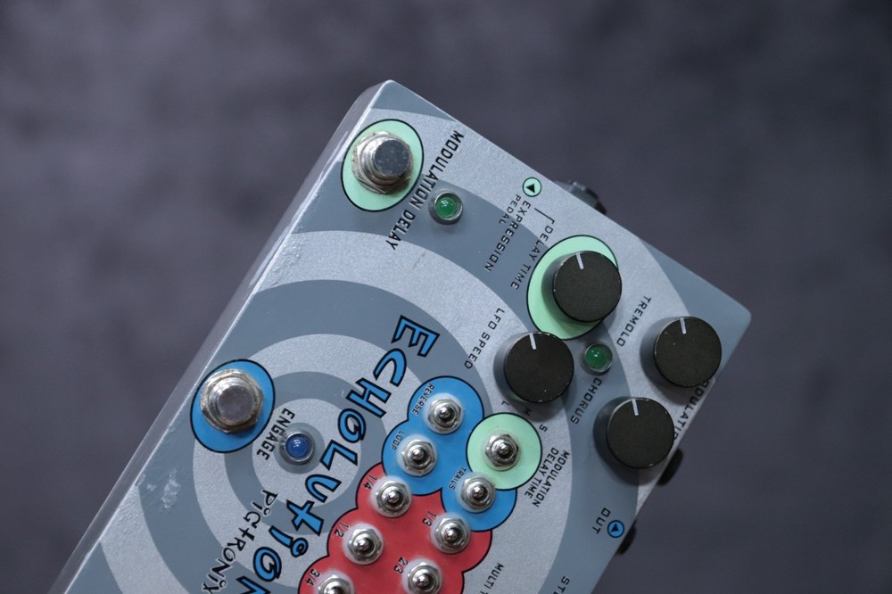 Pigtronix Echolution Unique Analog/Digital Dual Delay Effect Pedal w/Adapter