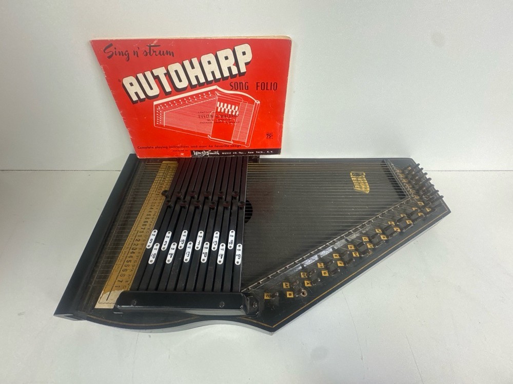 OSCAR SCHMIDT AUTOHARP (P24026239)
