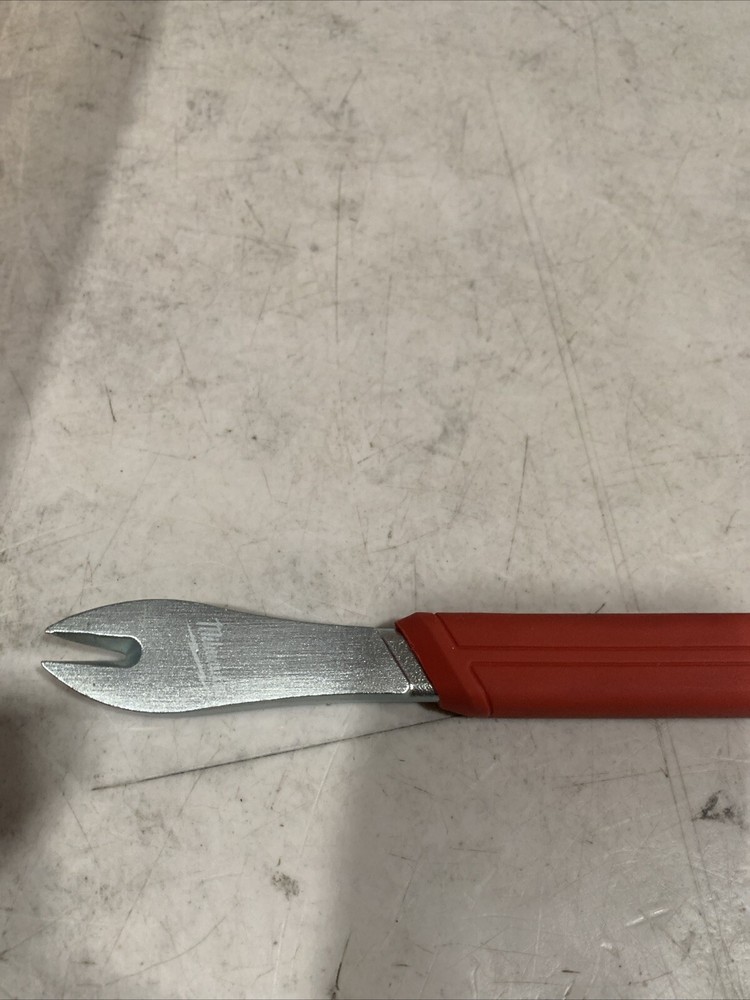 Milwaukee Tool 48-22-9032 12 In. Nail Puller