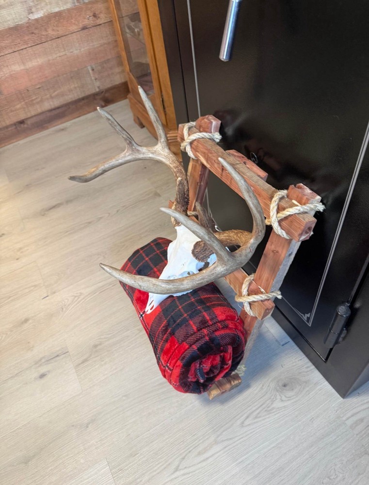 Solid cedar wood taxidermy backpack mount deer plaque antler pack