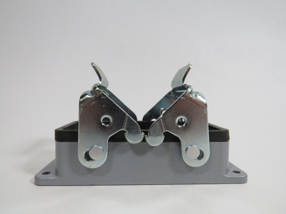 Generic Rectangular Connector Enclosure 3-3/8x1-3/8x1-1/8" USED