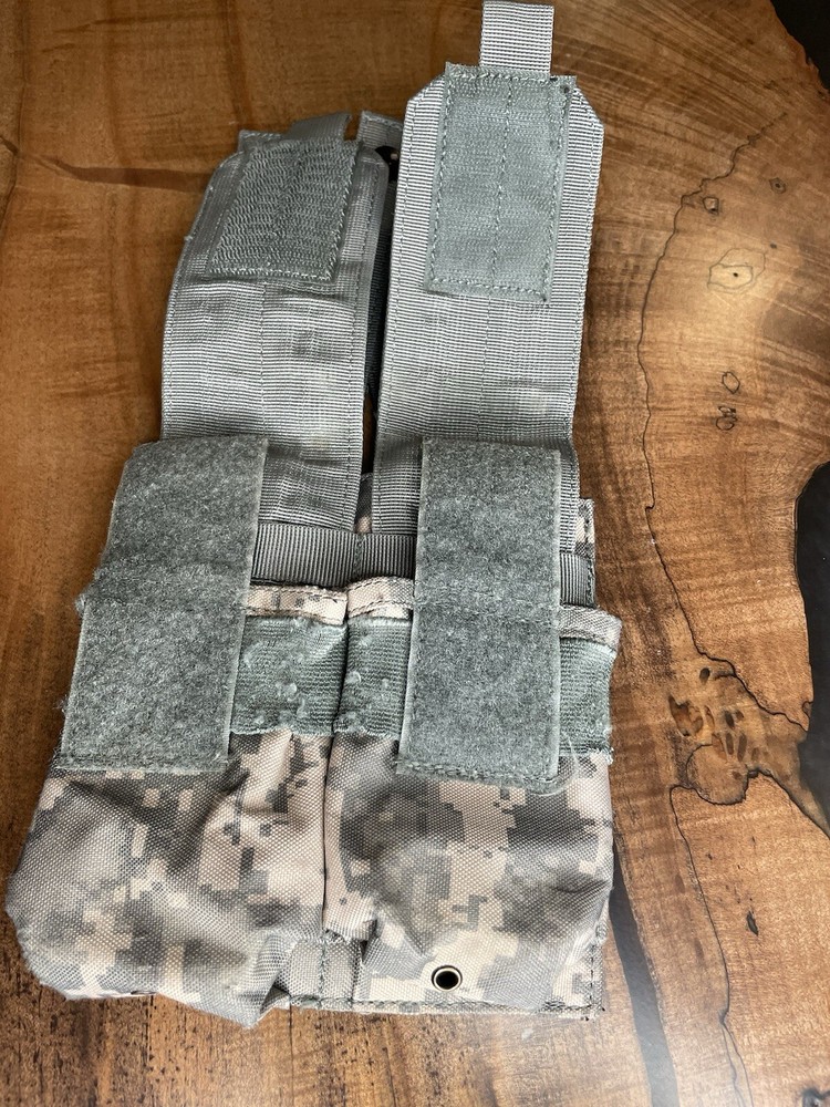 Two MAG POUCH MOLLE II US Army