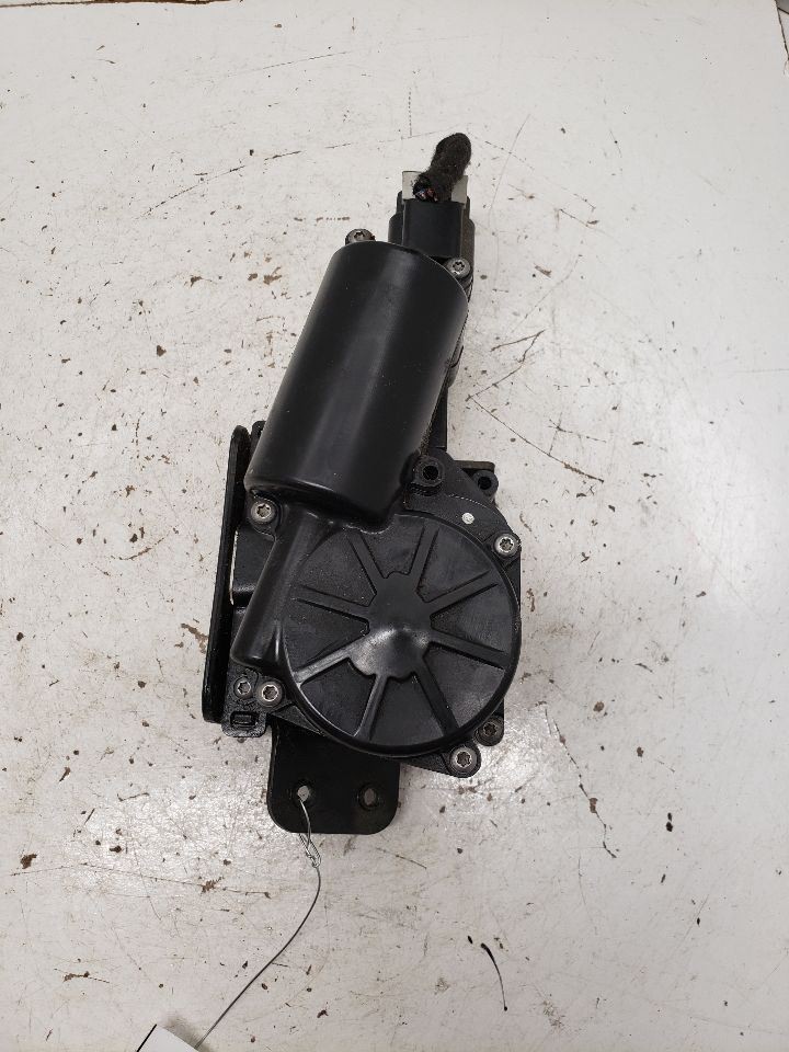 TRAVERSE 2012 Door Lock Actuator 1381546 OEM