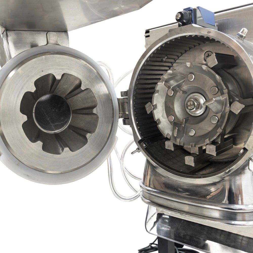 Horizontal Continuous Feeding Mill Crusher 220V Pulverizer Grinder Machine