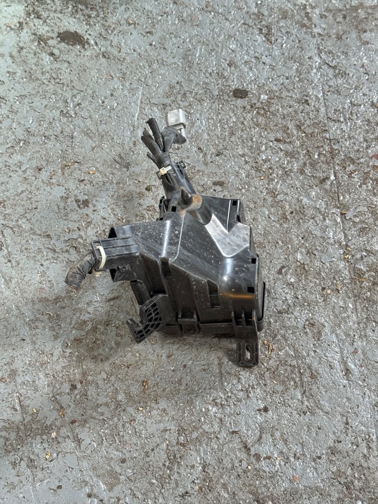 MAZDA 2 2008 FRONT FUSE BOX RELAY
