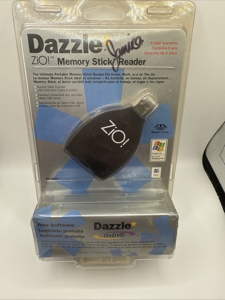 Dazzle  Zio! Memory Stick Reader/Writer (DM-8600)