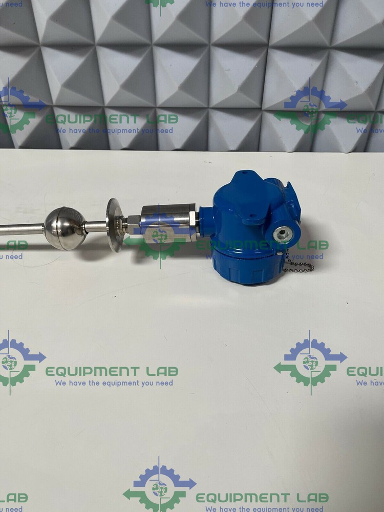 APG MPX/E Level and Temperature Transmitter 45PSI w/ 70" Rod
