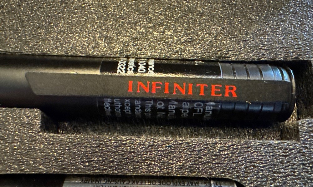 Infiniter 100 Red Laser Pointer With Case Has “Computer Cache”etched In Side