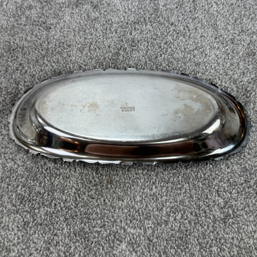 Reed & Barton Silverplate Oval Ornate Bread 12" Tray Engraved S