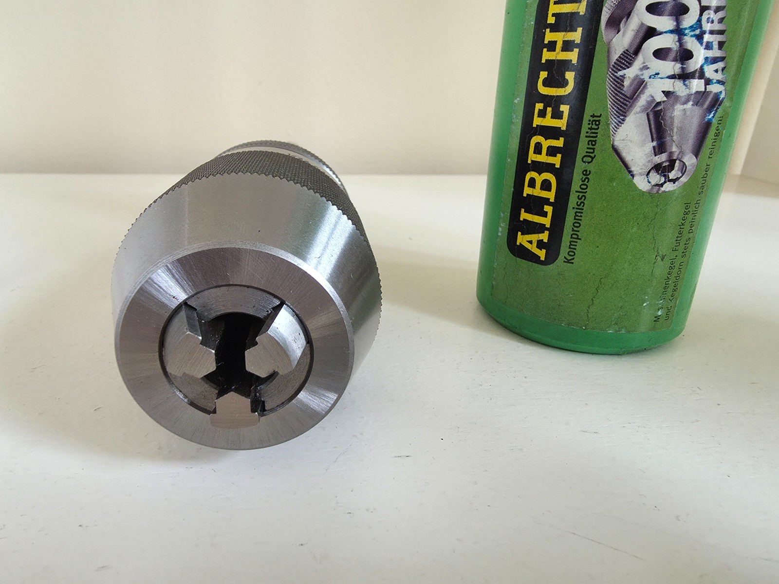 Albrecht Keyless Drill Chuck No. 73040, 1/32" - 1/2" with R8 Shank, Germany.