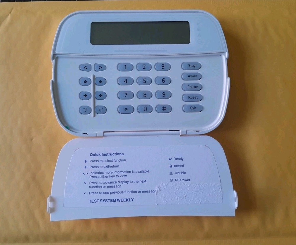 DSC PowerSeries HS2LCDRF9 Full Message LCD Hardwired Keypad Ver 1.31. ghm