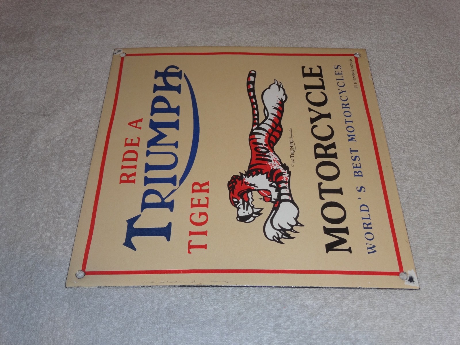 VINTAGE TRIUMPH T110 MOTORCYCLE DEALER TIGER 10" PORCELAIN METAL GASOLINE ⛽ SIGN