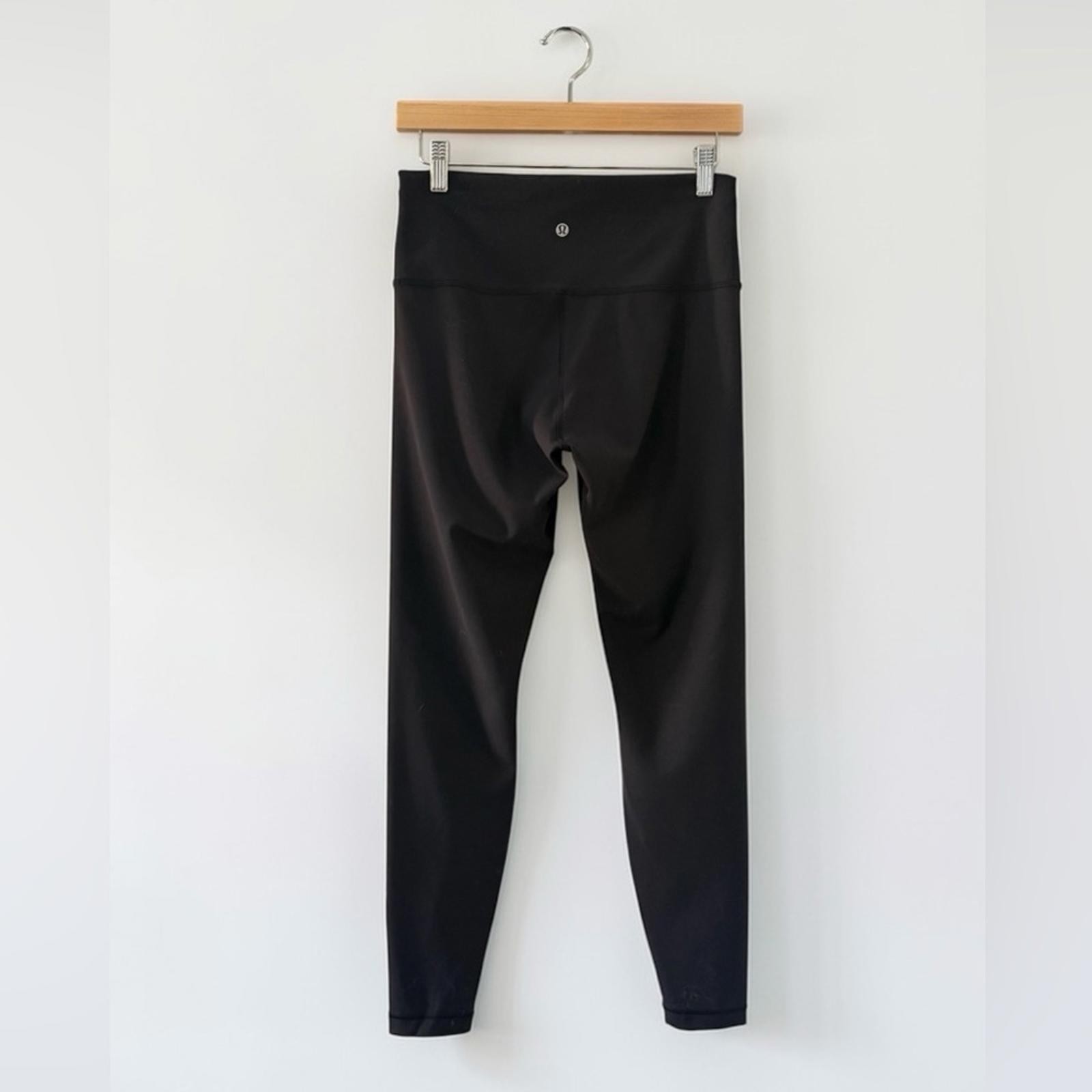 Lululemon Women’s Black Leggings! Size 10