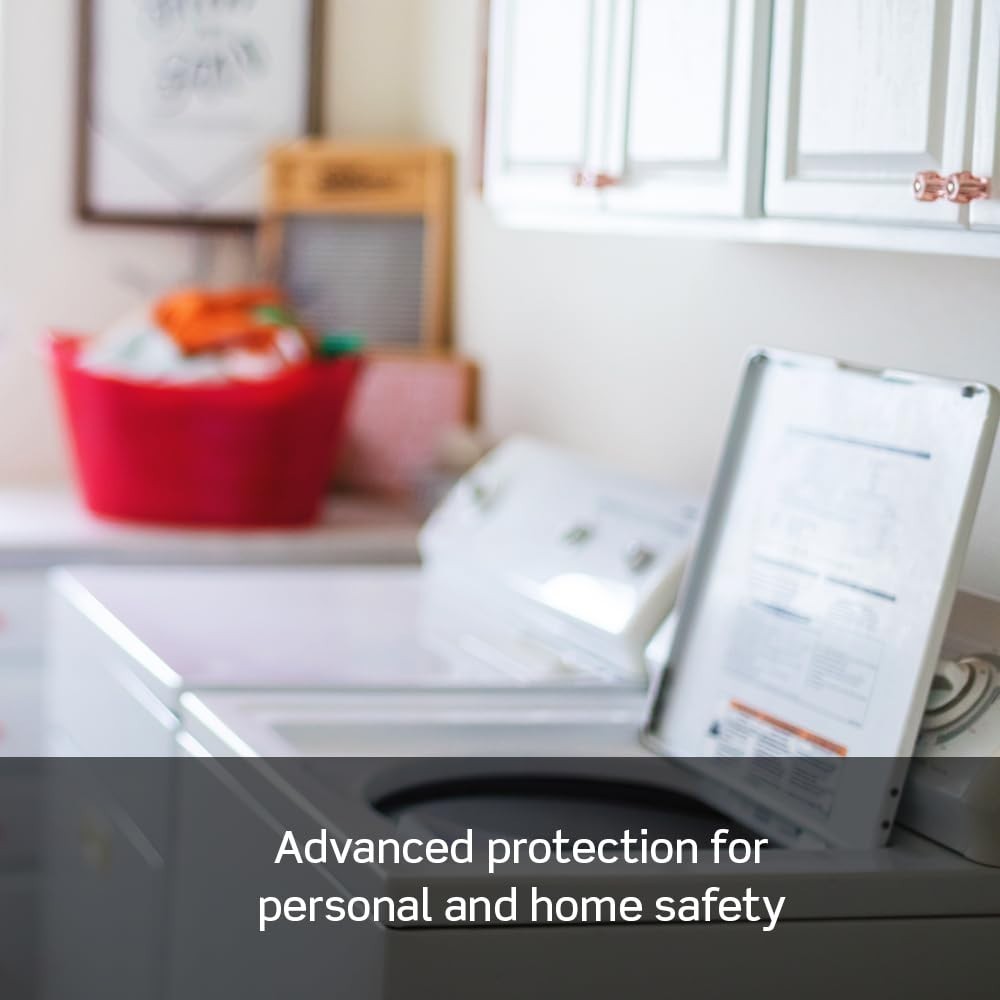 Leviton Smartlockpro Dual Function Outlet, 20A, Light Almond