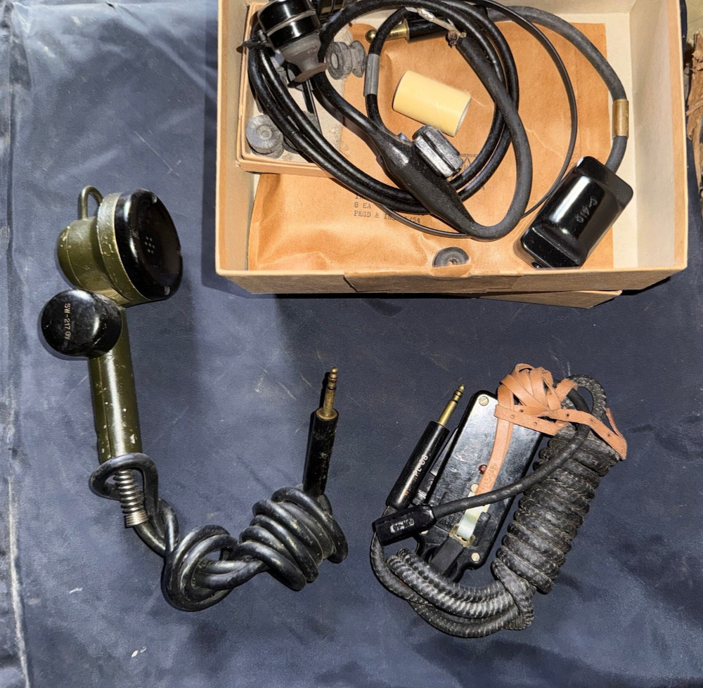 US WW2 Army Military Radio HS-30 Head Set SW-141 PTT T-17 Microphone set