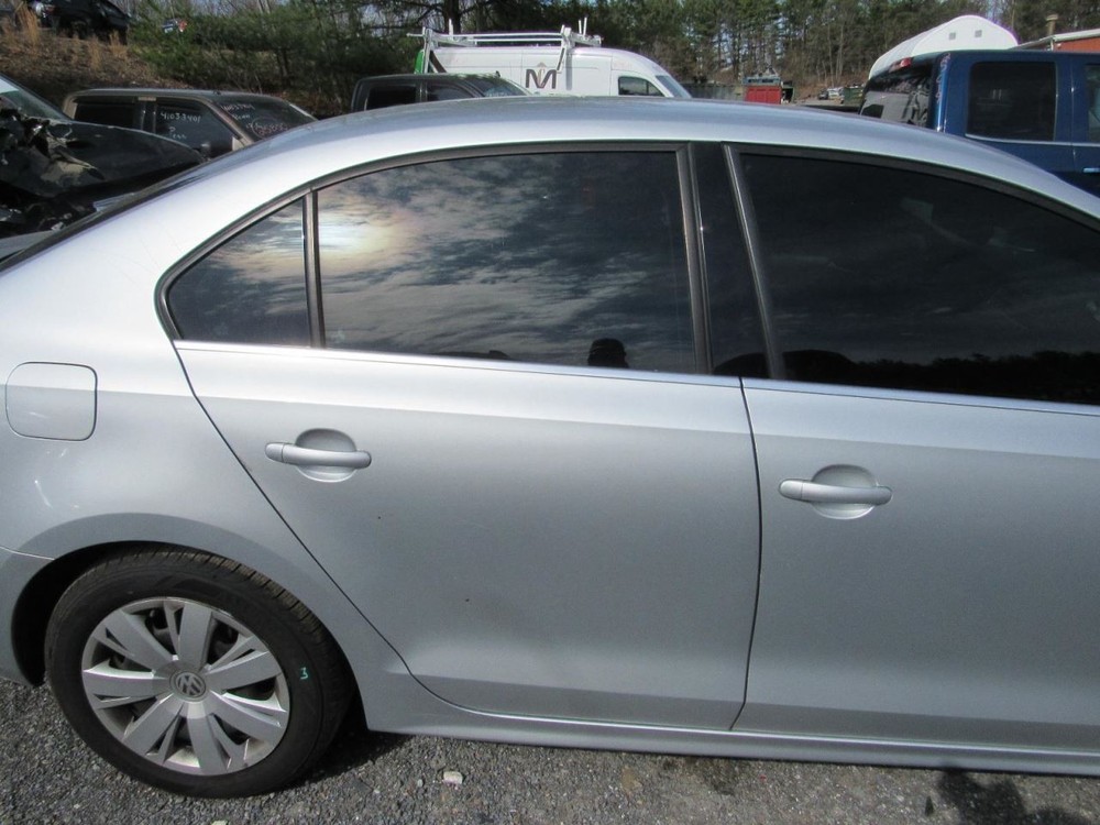 JETTA 2013 Glove Box 1037035